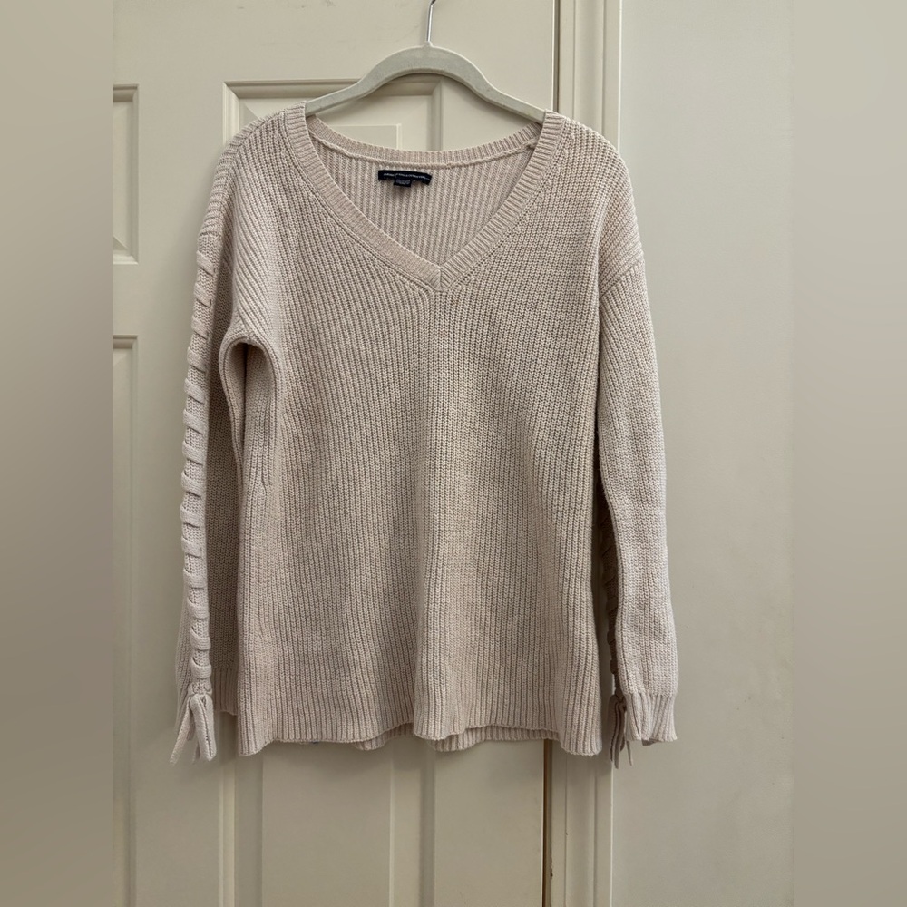 Cream sweater American eagle